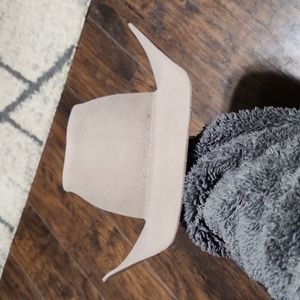 MHT 7 1/4" silver grey cowboy hat